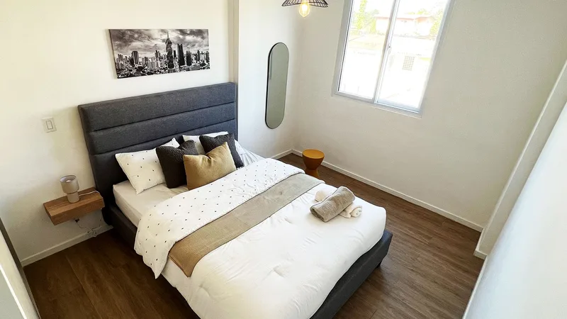 Recámara principal del apartamento modelo de Acacias Versalles